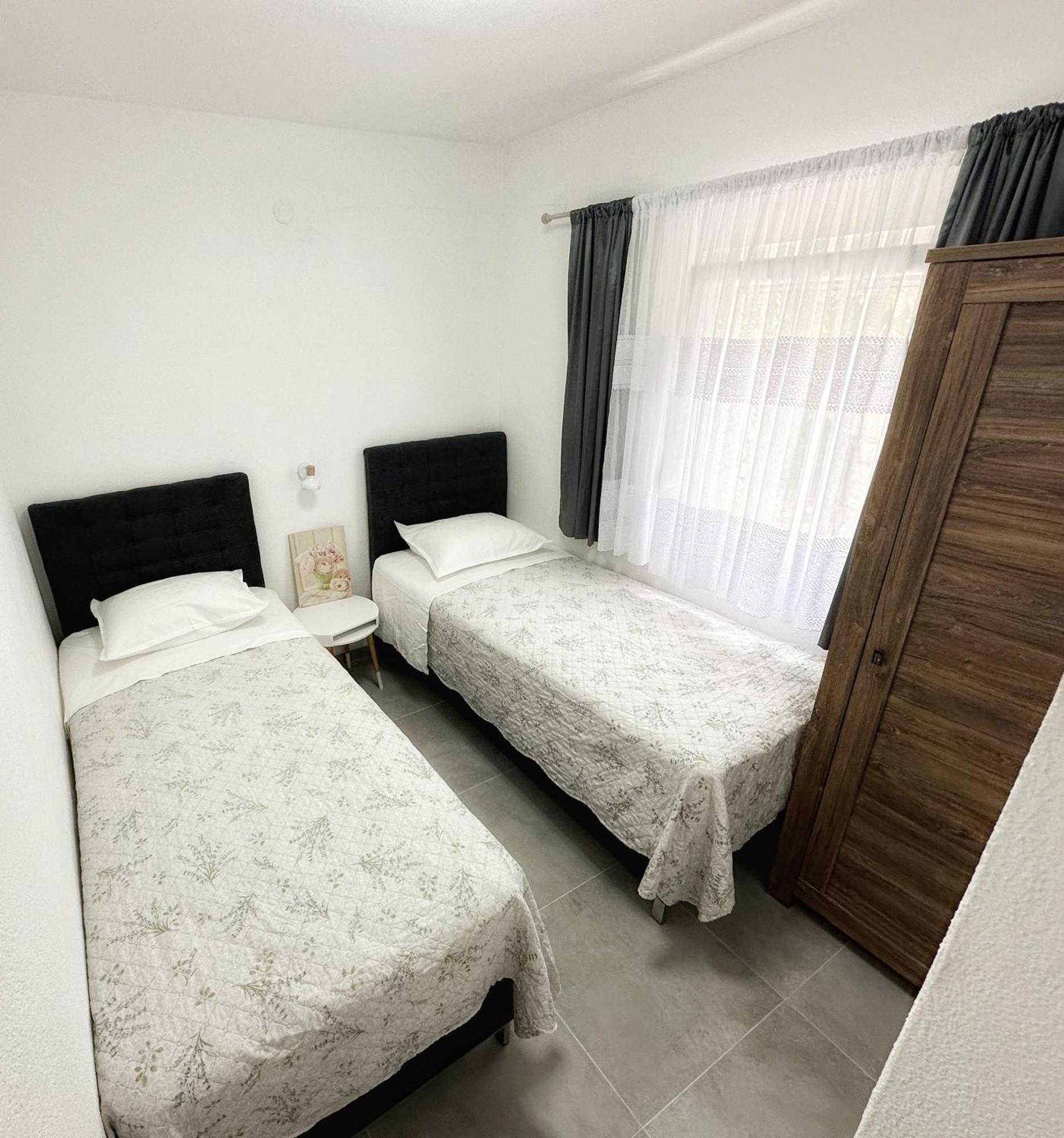 Apartmani Maja Kanica Рогозница Экстерьер фото