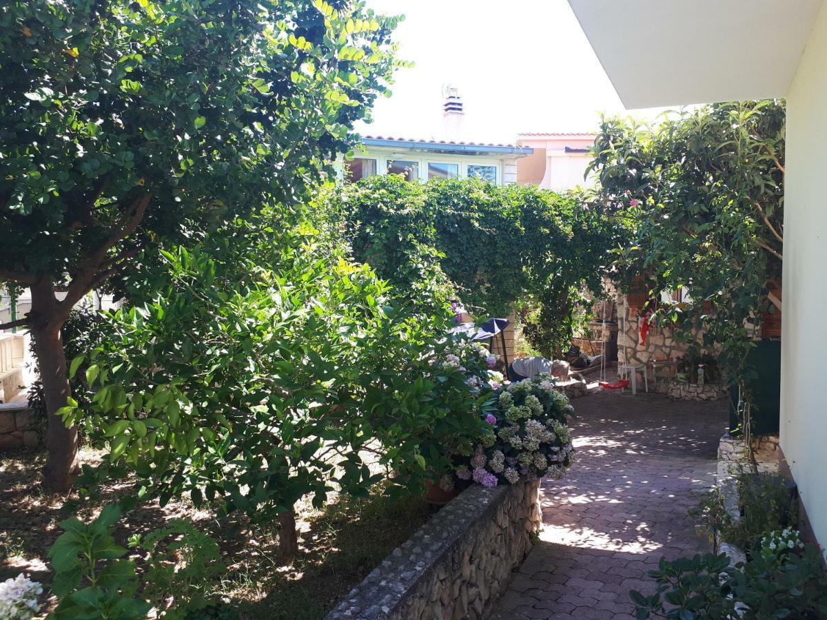 Apartmani Maja Kanica Рогозница Экстерьер фото