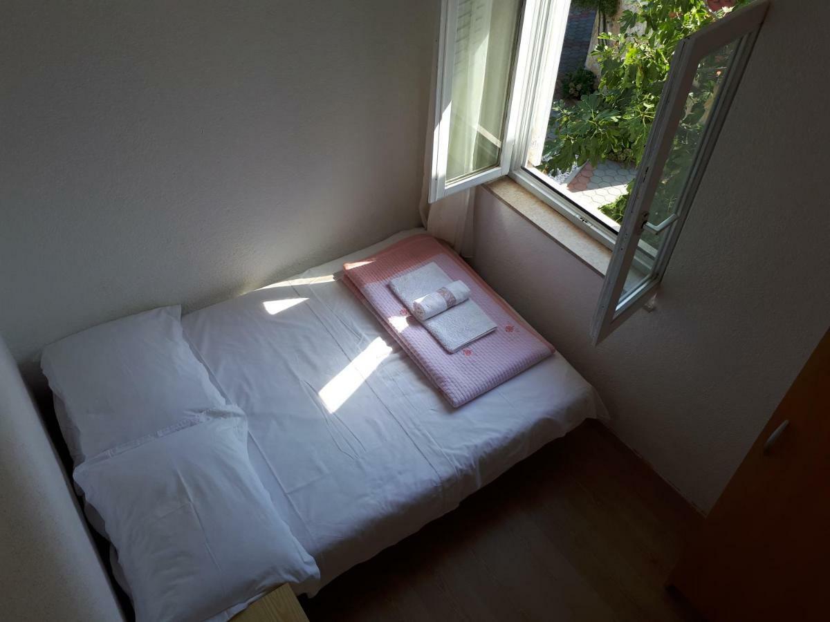 Apartmani Maja Kanica Рогозница Экстерьер фото